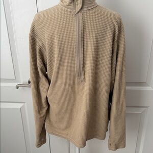 US. MILITARY SHIRT ,MID WEIGHT COLD WEATHER GEN III WAFFLE SHIRT SIZE M Regular